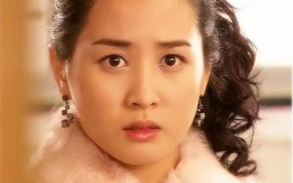 我的小后妈韩剧免费播放完整版-学生的妈妈2中字讲话的背景资料 我的小后妈韩剧免费播放完整版-学生的妈妈2中字讲话的背景资料