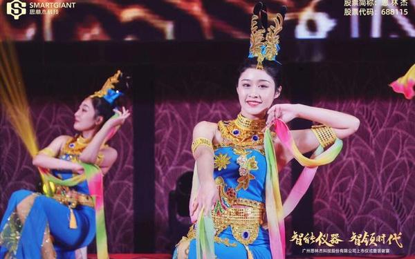 适合公司年会表演的节目—个人表演的节目有哪些