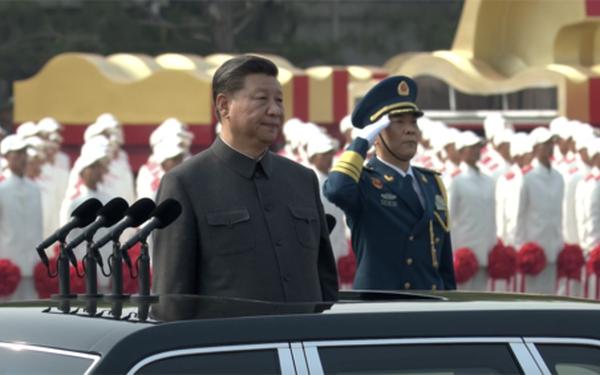 2019国庆70周年大阅兵_分列式开始是谁喊的2019